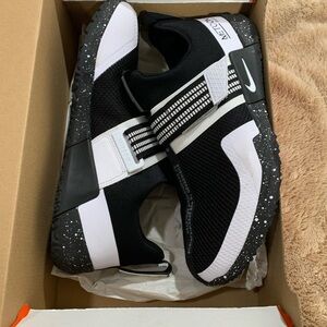 Nike Metcon Sport in Vibrant Orange